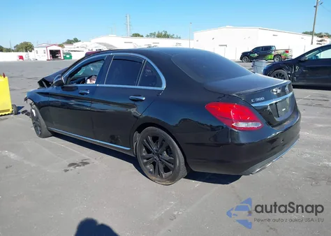 2017 Mercedes-Benz C 300 4Matic from USA, damaged, VIN 55SWF4KB5HU181882
